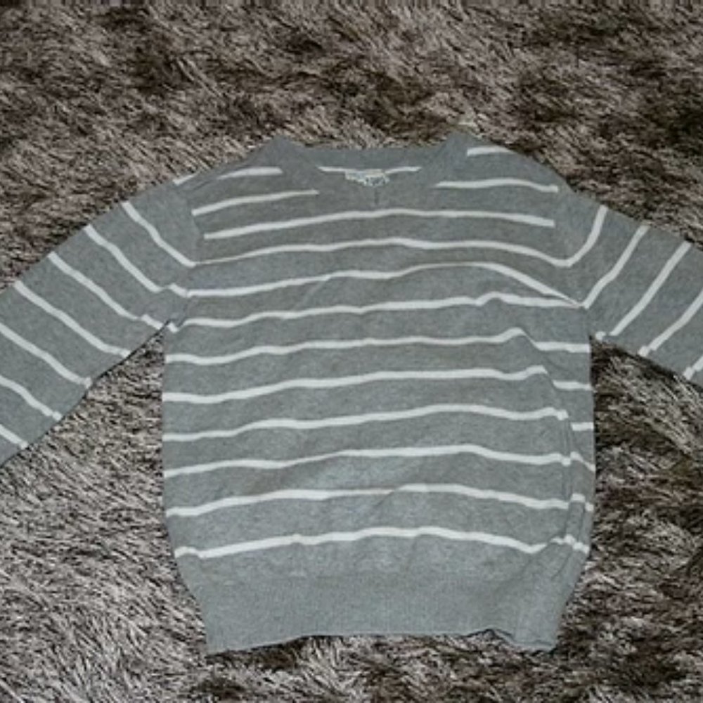 Children’s Place sweater